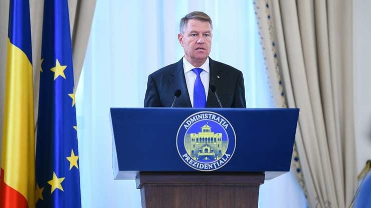 Câte ore face Klaus Iohannis de la București la Sibiu + ce crede despre Secția Specială