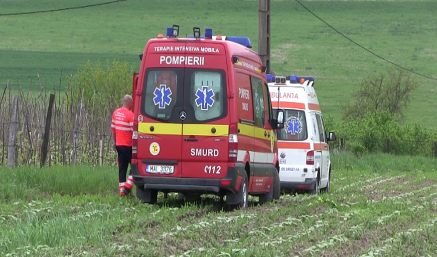 Bărbat de 50 de ani, găsit în comă pe un câmp. A fost victima unei agresiuni