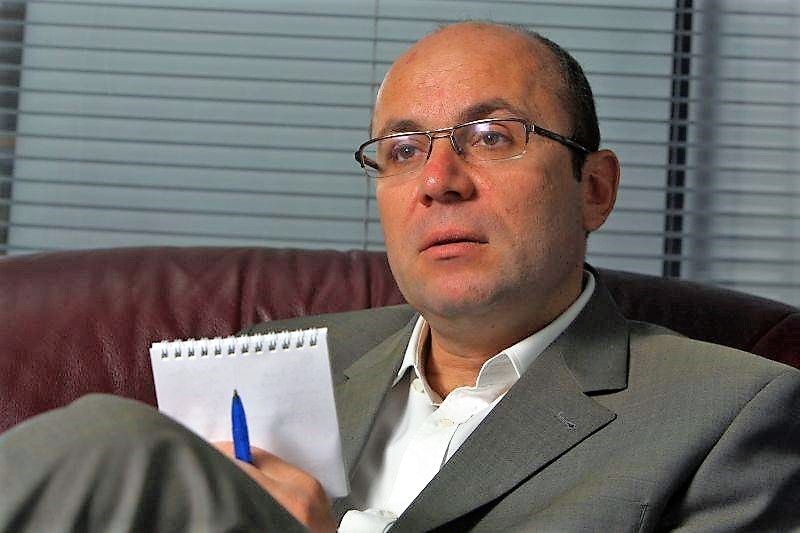 Cozmin Gușă: „Moldova – Republica Soros”, se constituie pe modul ”mucles”! Suntem păcăliți că urmează ”RO + MD = RO”?! Cine va fi noul Alexandru Ioan Cuza?