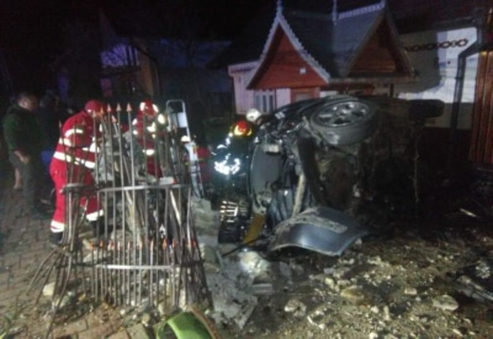 Tragedie la Putna. Un tânăr a murit iar un altul a fost grav rănit în urma unui accident rutier