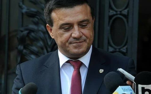 Scenariul lui Bădălău: „Teodorovici devine președintele PSD dacă Dăncilă demisionează” 