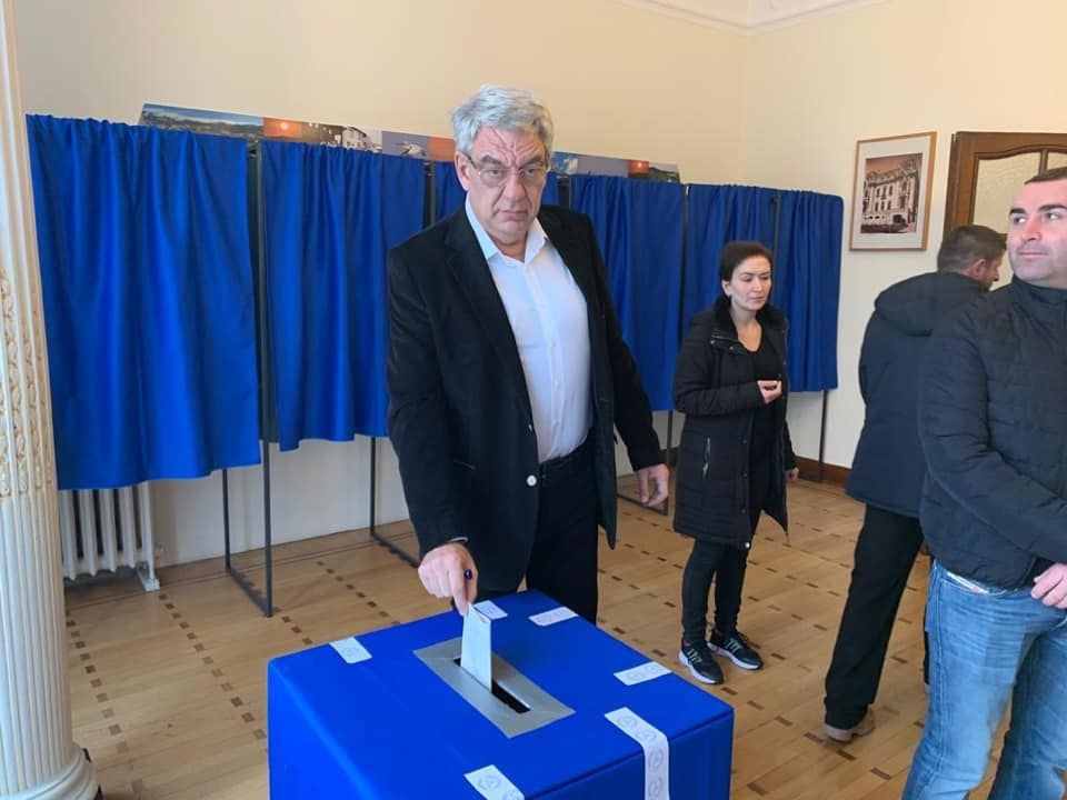 Mihai Tudose, ironie fină după vot: Am votat și pentru redarea prestigiului formulelor matematice