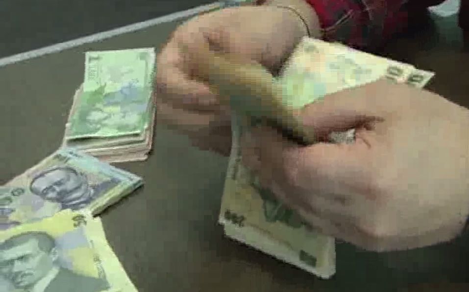 Statul își face armată de informatori