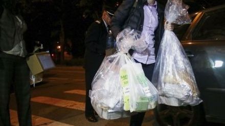 O mașină plină cu procese verbale de la vot s-a izbit de o căruță. Cine era la volan?