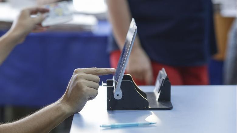 STS: Nu există suspiciuni sau indicii referitoare la atacuri cibernetice. Procesul de vot nu ar fi fost afectat 