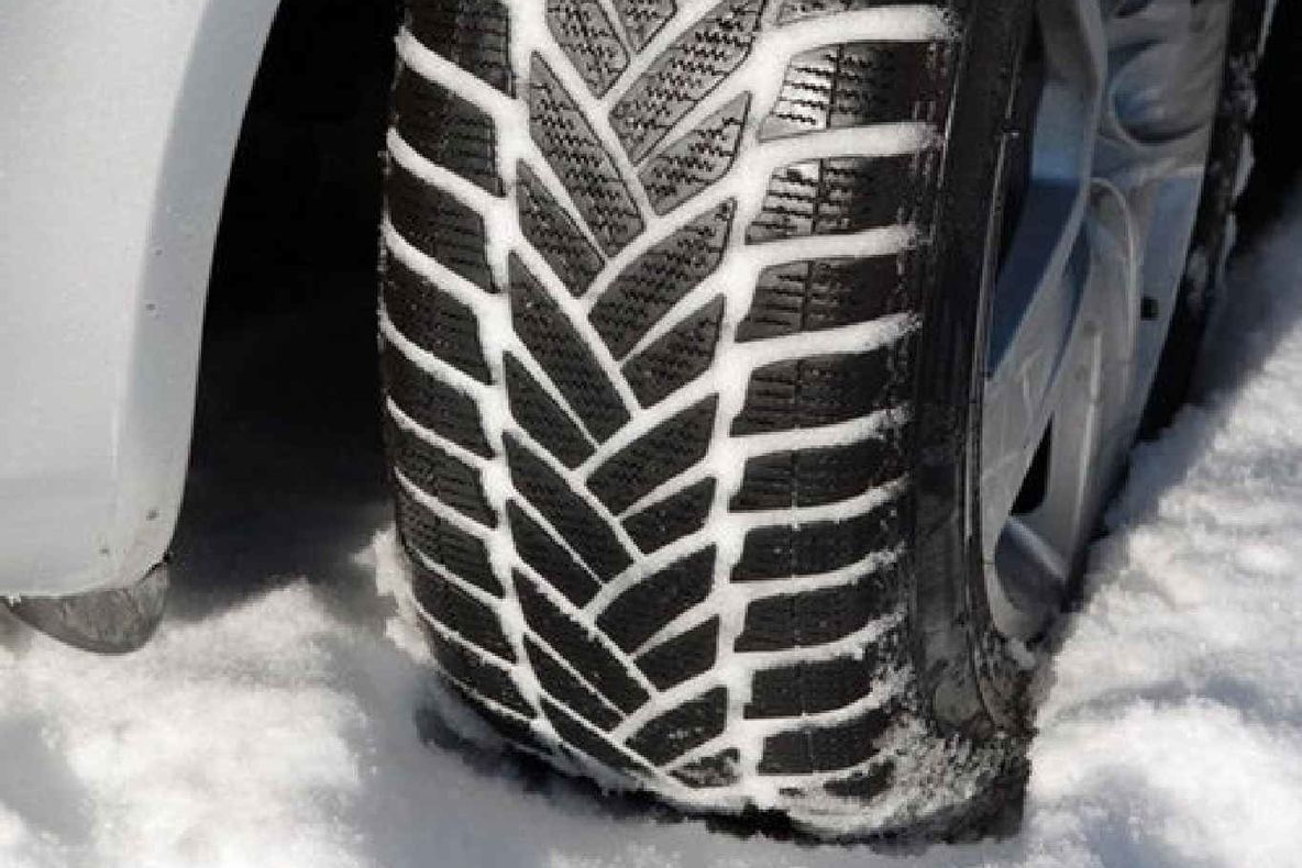 Se schimbă vremea - când trebuie schimbat cauciucurile de iarnă