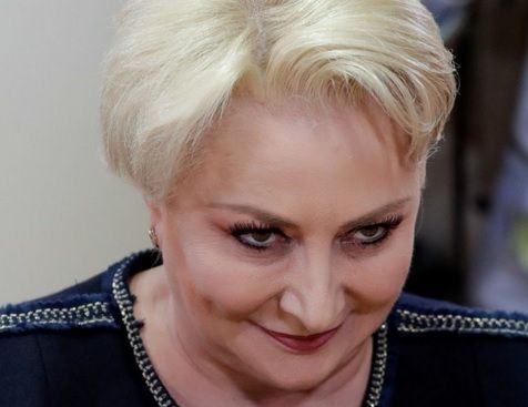 Viorica Dăncilă, campanie cu bancuri macabre, rețete și rebus