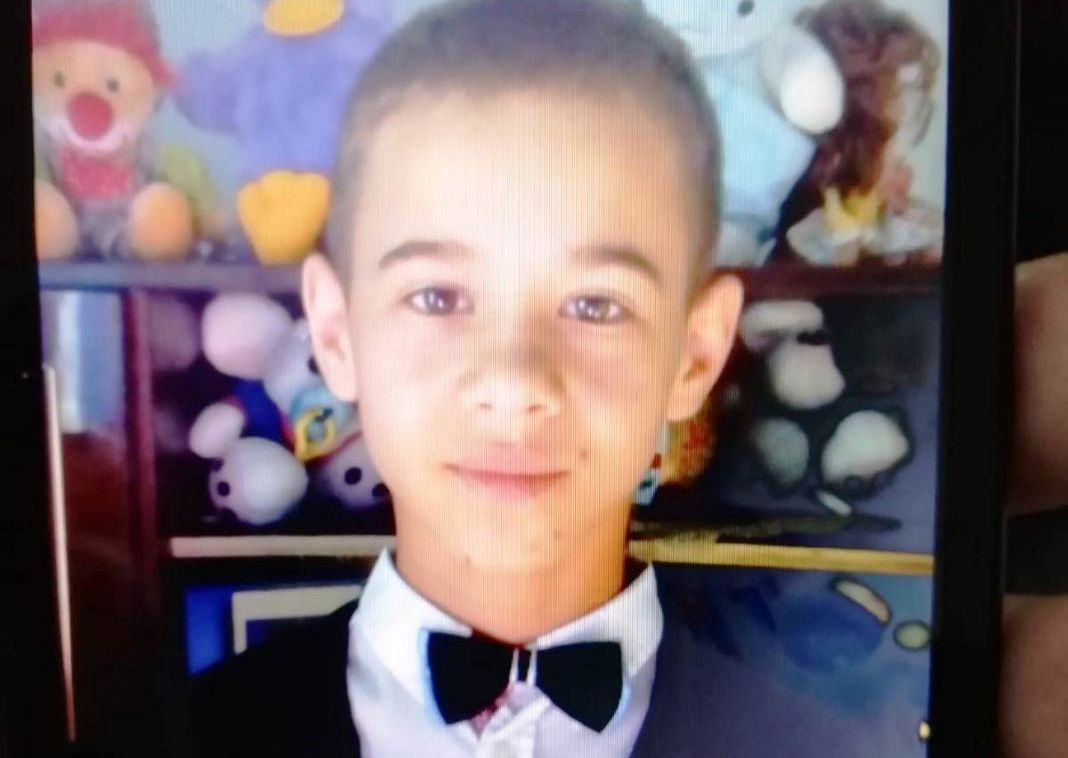 Copil de 12 ani, DISPĂRUT. A plecat în timpul orelor şi nu s-a mai întors nici la școală, nici acasă