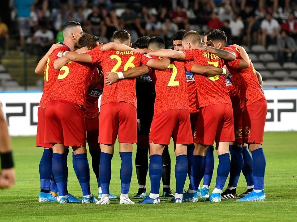 „E prea obraznic și prea nesimțit!” Un jucător cunoscut e OUT de la FCSB