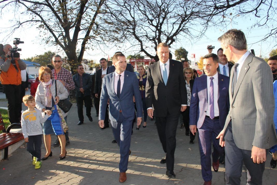 REZULTATE șocante la prezidențiale! Ce SCOR a obținut Iohannis în fieful lui Oprișan