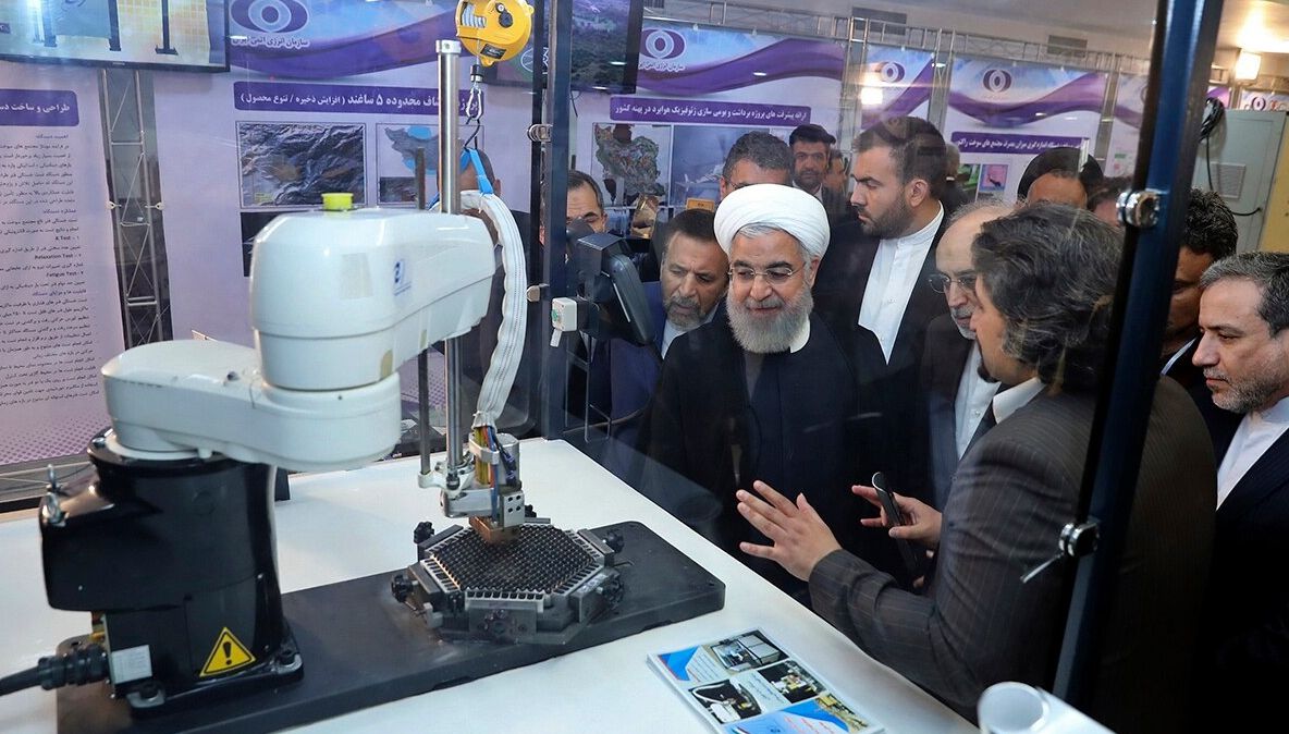 Iranul sfidează SUA! Produce uraniu cu grad de îmbogăţire de 5%