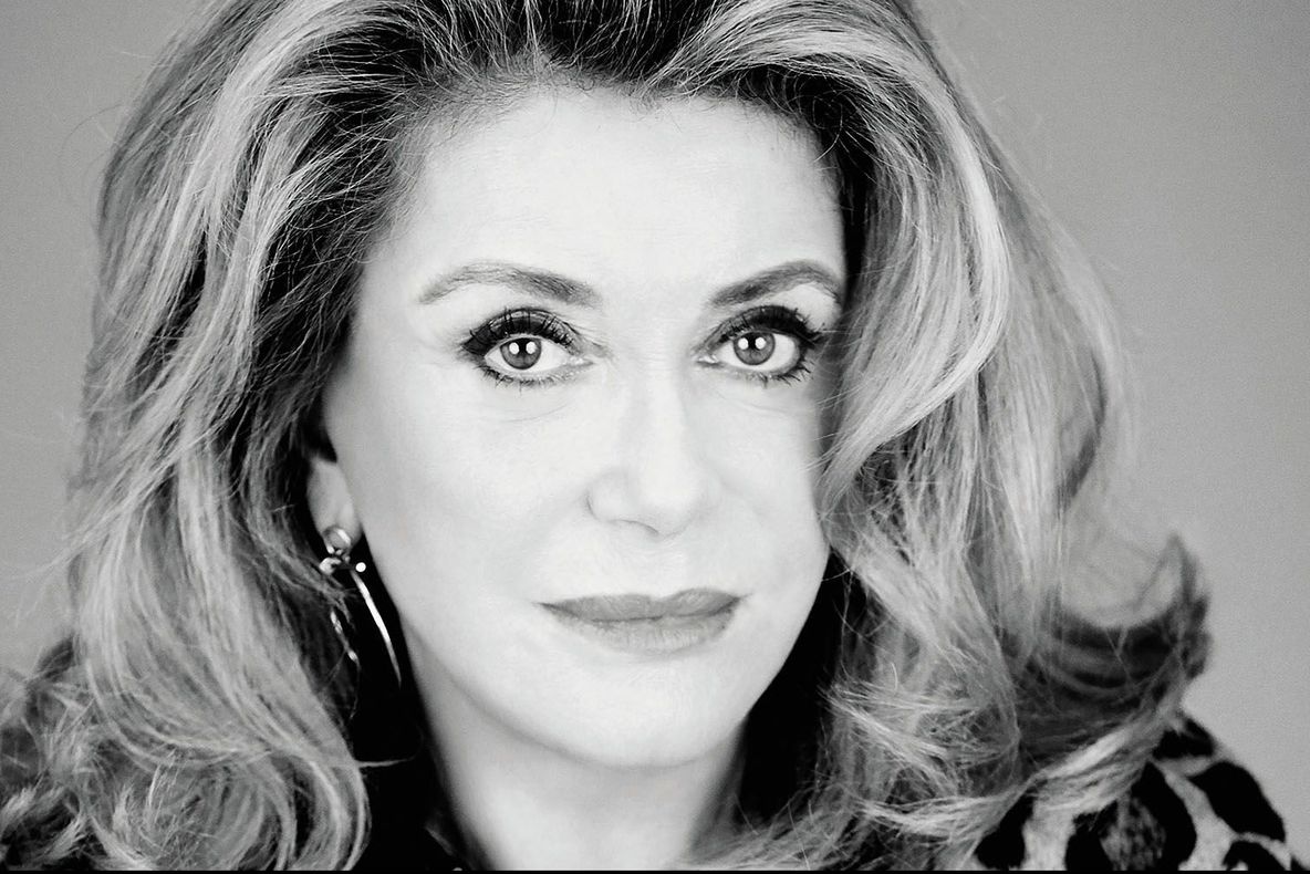 S-a aflat ce a pățit marea actriță Catherine Deneuve
