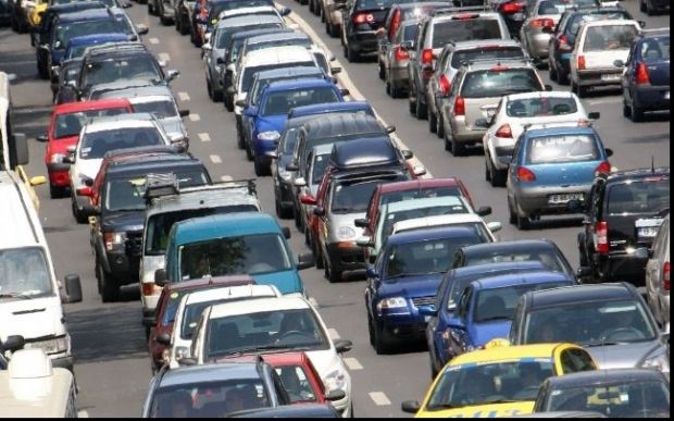 Piața mașinilor noi din România, în scădere în primele patru luni. Avans la vânzările second-hand