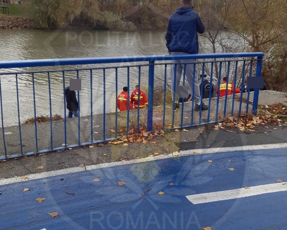 Caz șocant. S-a aruncat în Mureș! 
