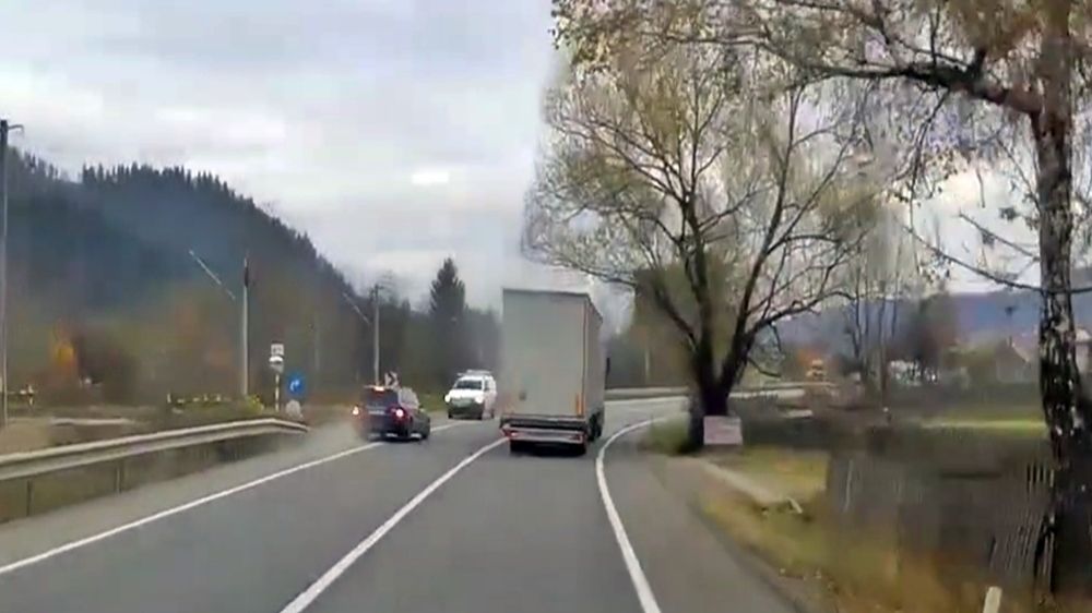 Șoferul care a îngrozit toată țara cu o depășire criminală a rămas fără permis de conducere