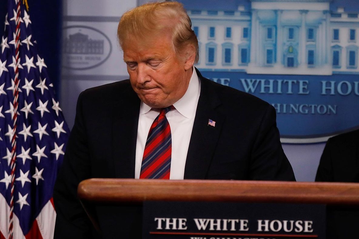 Trump amână falimentul administrației SUA pentru decembrie