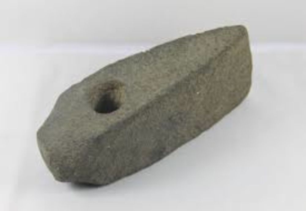 Unelte din neolitic, de vânzare la piață, într-un oraș din Timiș