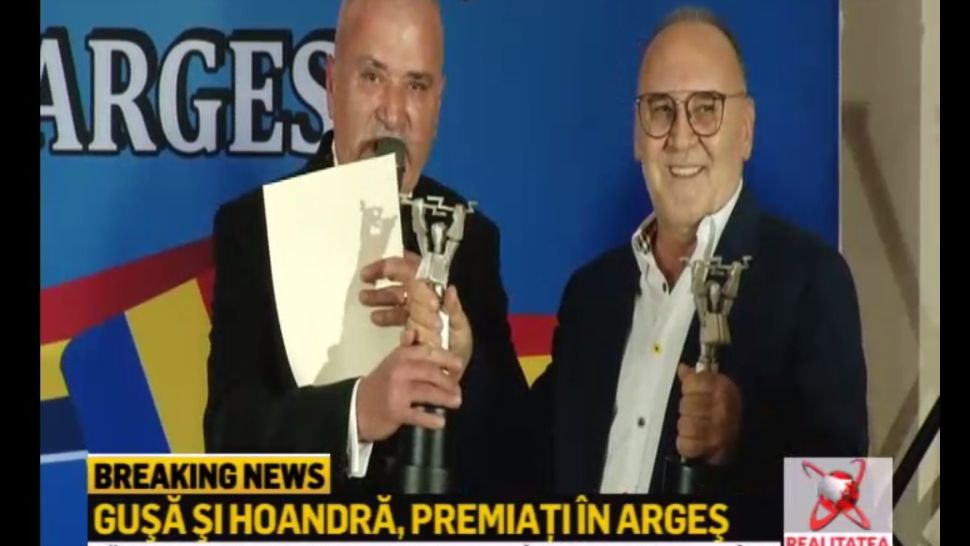 Premii de excelență pentru Cozmin Gușă și Octavian Hoandră, la Gala "10 pentru Argeș", pentru emisiunile realizate în județ