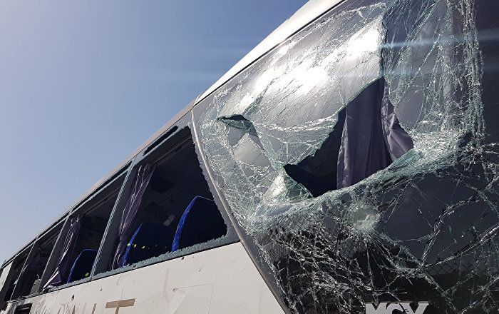 Autocar plin cu turiști, prăbușit în prăpastie. Cel puțin 22 de morți și 20 de răniți