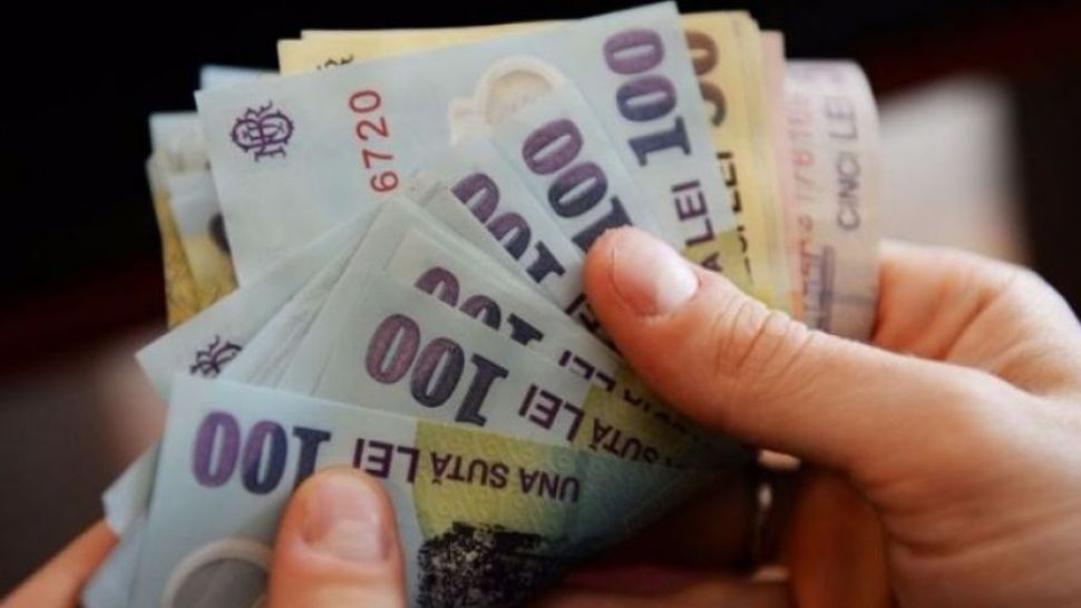 Anul Nou vine cu vești bune pentru angajați. Care este salariul minim de la 1 ianuarie 2020