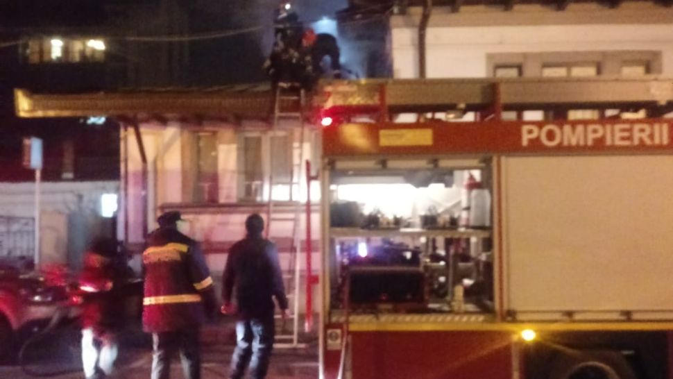 Incendiu la un restaurant din centrul Piteștiului! VIDEO