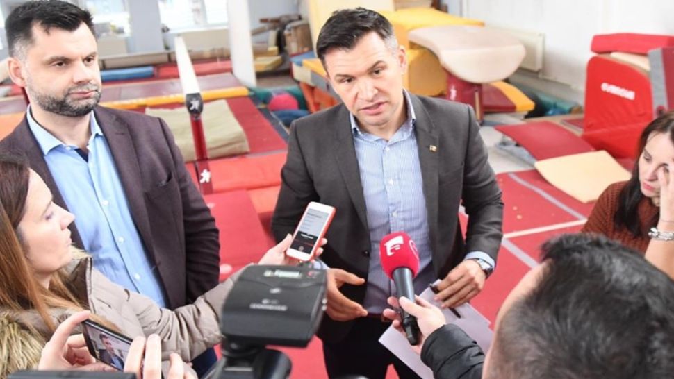 Ministrul Ionuț Stroe, exercitiu de imagine la CS Petrolul Ploieşti!