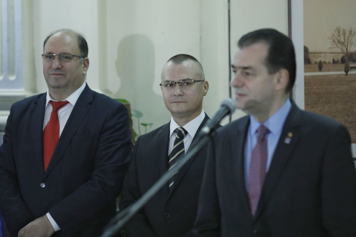 Măsurile de austeritate, confirmate! Orban NU știe câți oameni vor fi dați afară