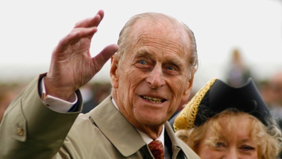 Prințul Philip, soțul reginei Marii Britanii, internat de urgență