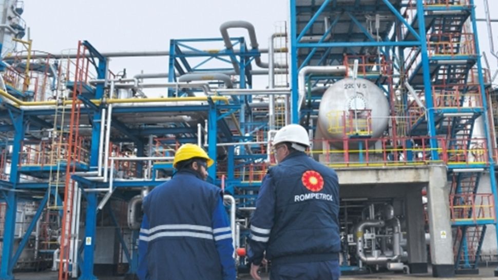 Cea mai mare rafinărie din România, atacată de hackeri