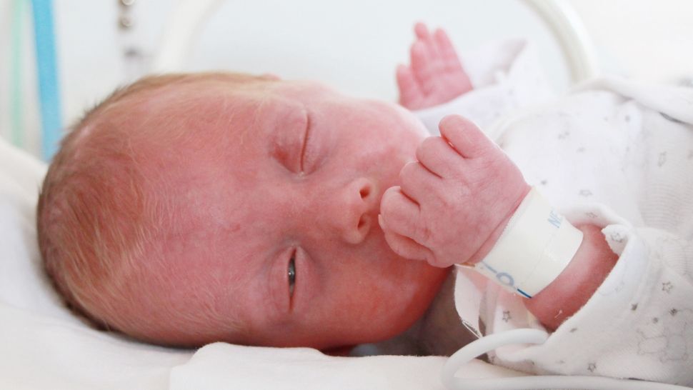 Maternitățile au nevoie urgentă de fonduri pentru a salva viețile celor mai vulnerabili nou-născuți