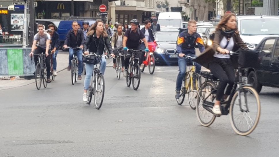 Efectele grevei din Frața: bicicletele se vând ca pâinea cladă!