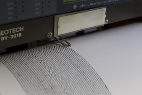 Nordul Italiei, cutremurat. Circulația trenurilor a fost oprită