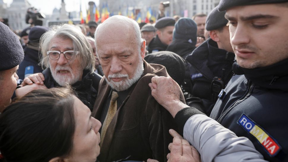 Gelu Voican Voiculescu, pus sub acuzare în dosarul MINERIADEI din 1990, alături de Iliescu și Roman