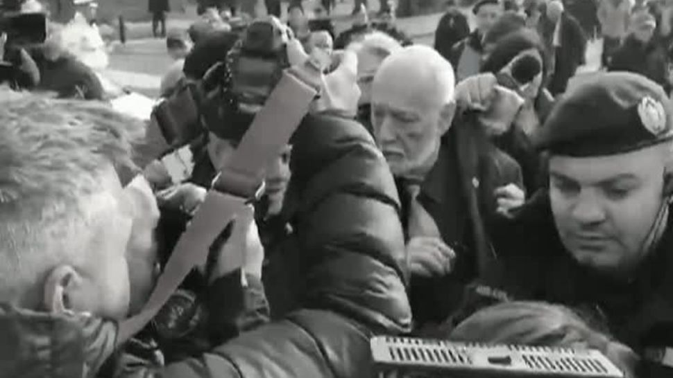 Gelu Voican Voiculescu, prima reacție după desființarea Institutului Revoluţiei Române din Decembrie 1989