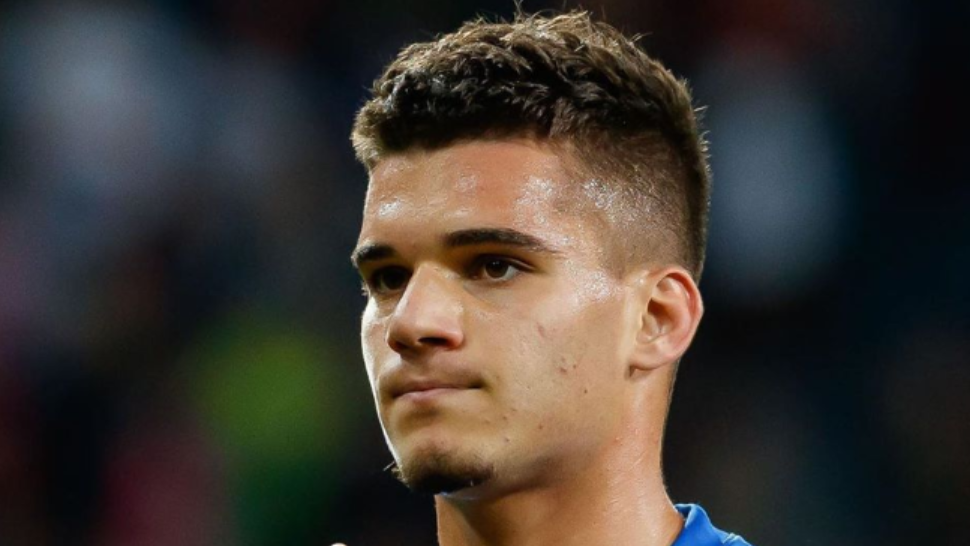 Ianis are INTERZIS la FCSB: ”Hagi nu-şi va trimite fiul să întărească o rivală!”