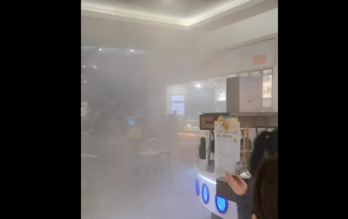 Incendiu la AFI Cotroceni!  Persoanele aflate în interior au fost evacuate