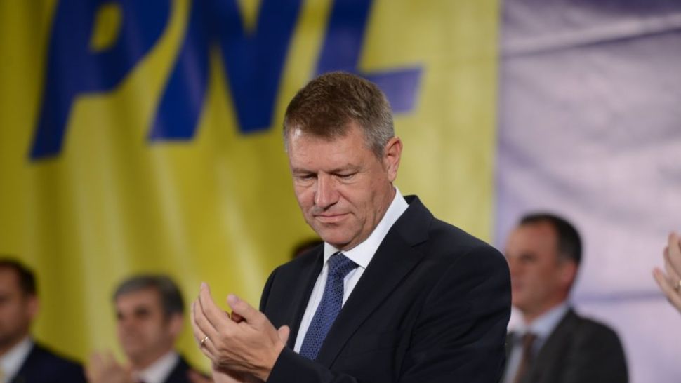 Iohannis îi trimite acasă pe șefii parchetelor militare