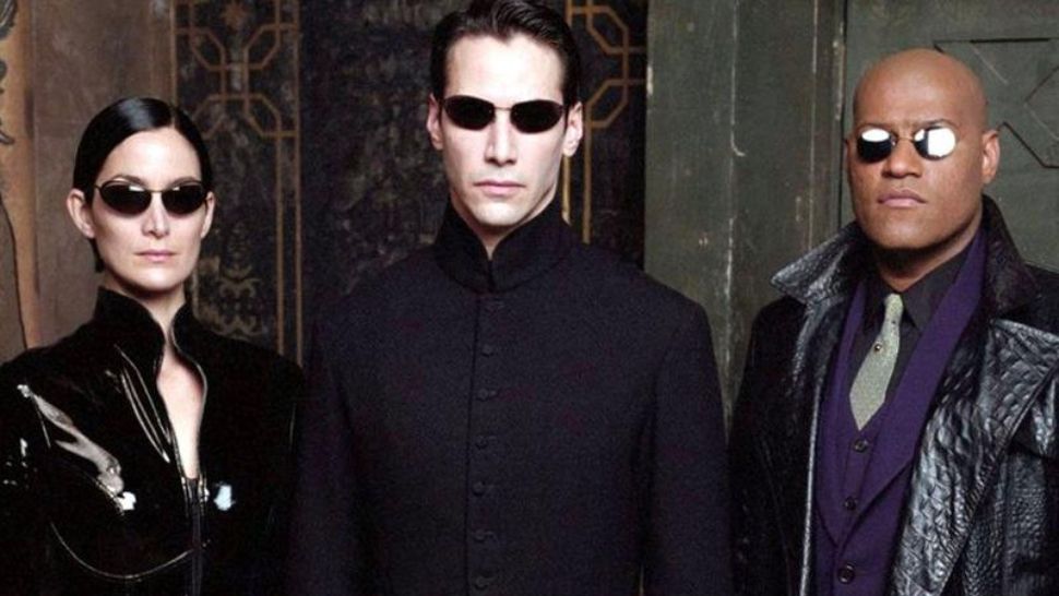 Neo revine pe marile ecrane. Se pregătește Matrix IV