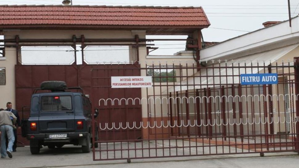 ,,El Chapo'' de România -  Un deţinut periculos a săpat un tunel  ca să evadeze