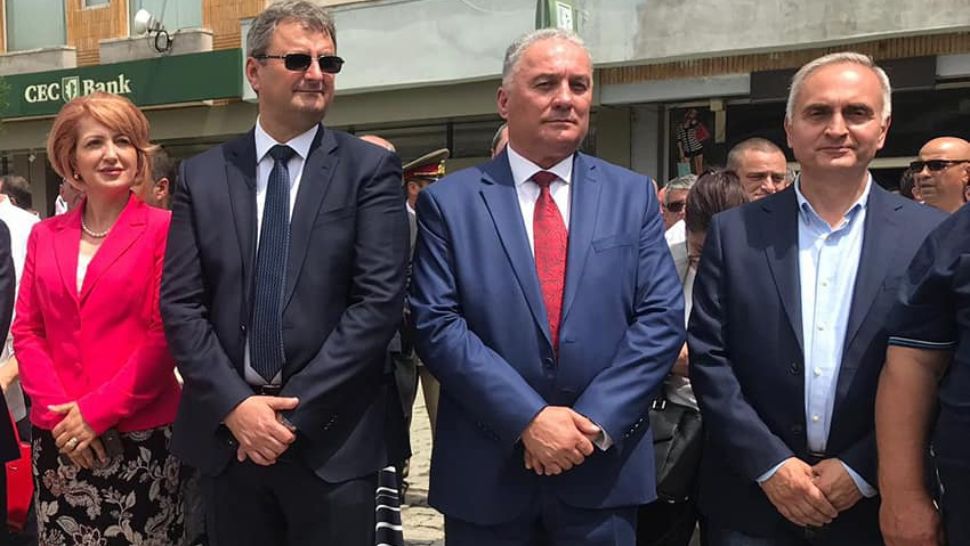 Partidul lui Ponta se destramă