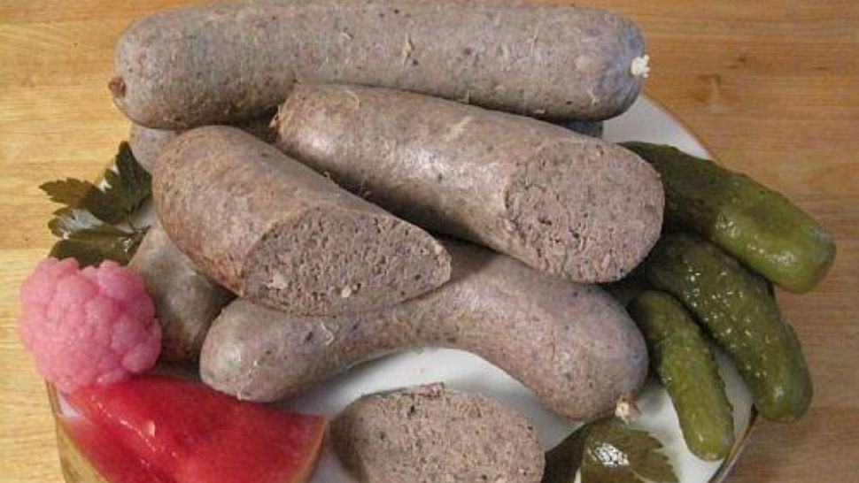 Caltaboș de casă. Cum îl preparau bunicile noastre și ce puneau în el de ieșea atât de gustos