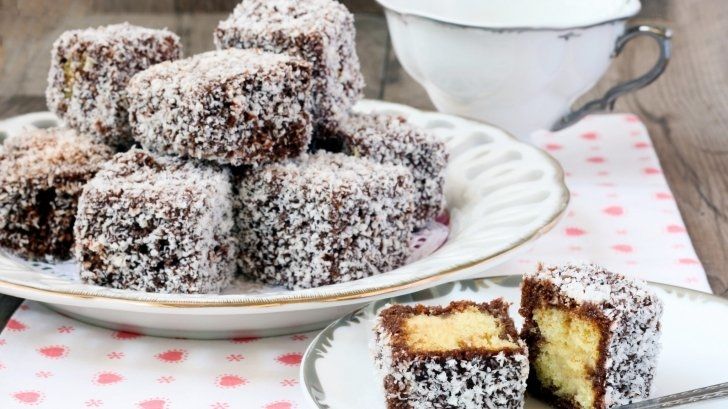 Așa se face TĂVĂLITA, cea mai bună prăjitură de casă! Rețetă