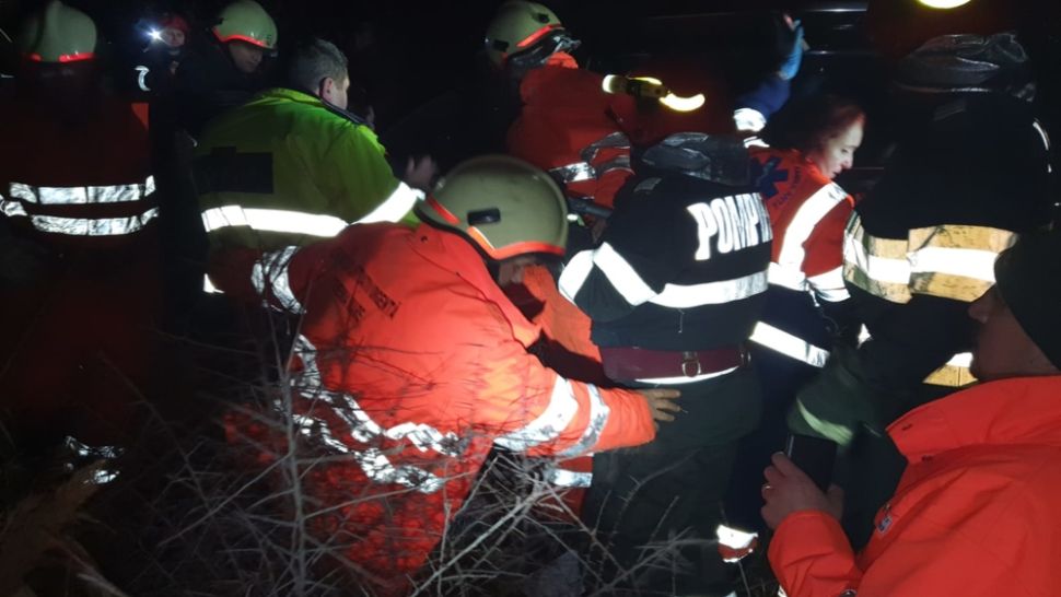 Miracol în Timiș. Ce s-a întâmplat cu un șofer care nu a văzut trenul