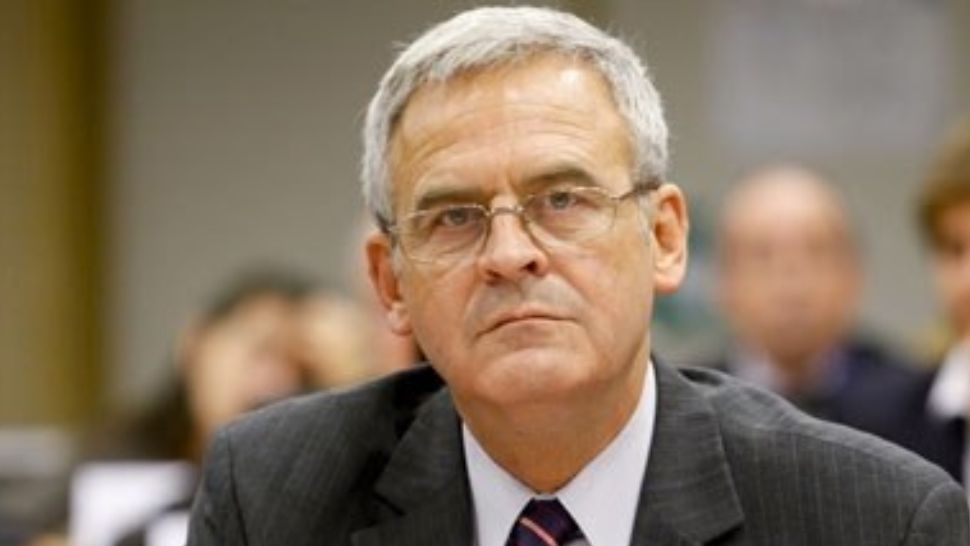 România trebuie să-i plătească lui Laszlo Tokes peste 2 mii de euro pentru un proces pierdut la CEDO