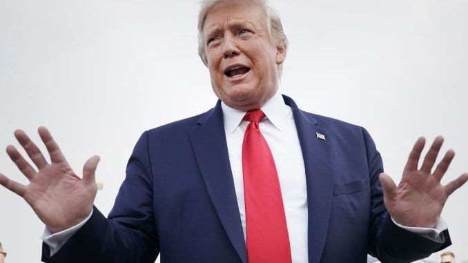 Amazon: Trump a făcut presiuni pentru mega-contractul Pentagonului cu Microsoft