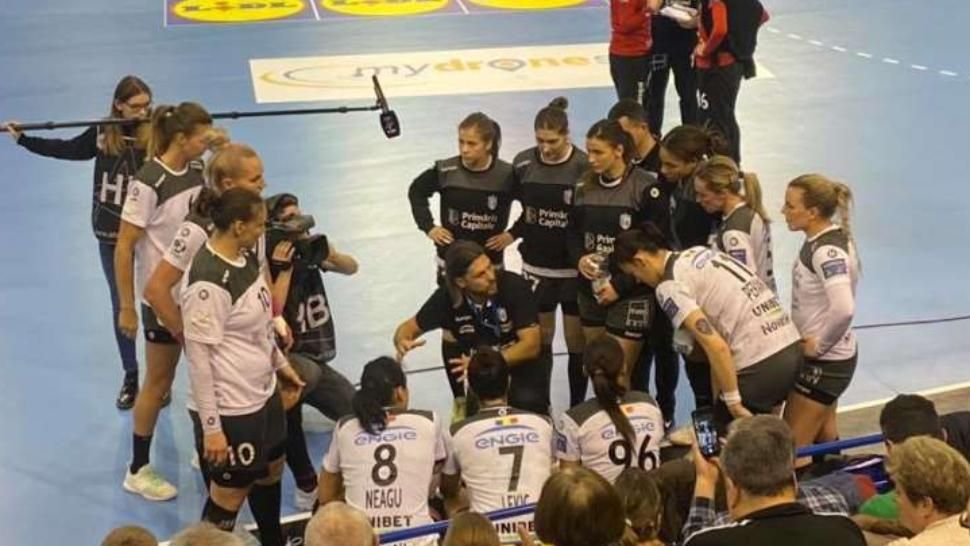 CSM Bucureşti a fost zdrobită de echipa maghiară Ferencvaros în Liga Campionilor