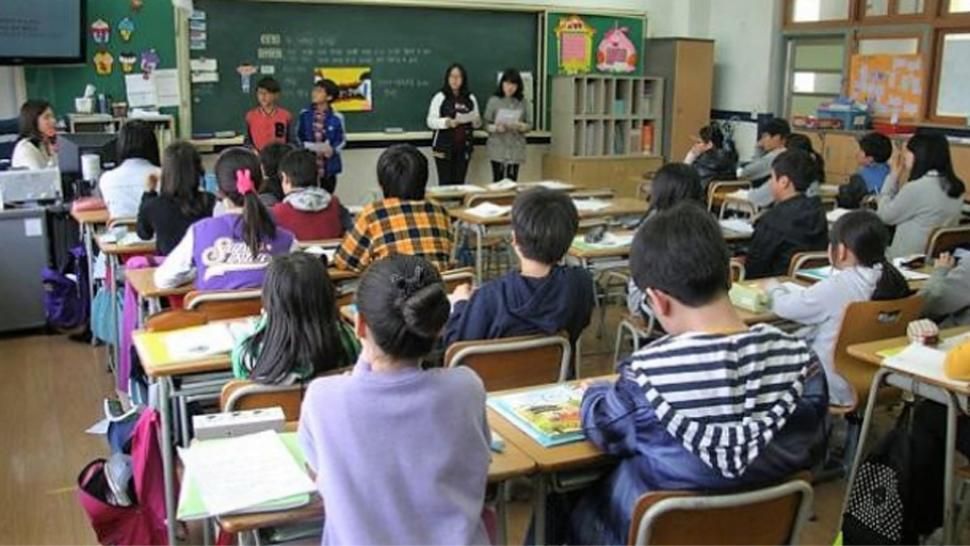 Alertă după dezinsecție, la Tulcea. Doi elevi au ajuns la spital cu dureri de cap și stări de vomă