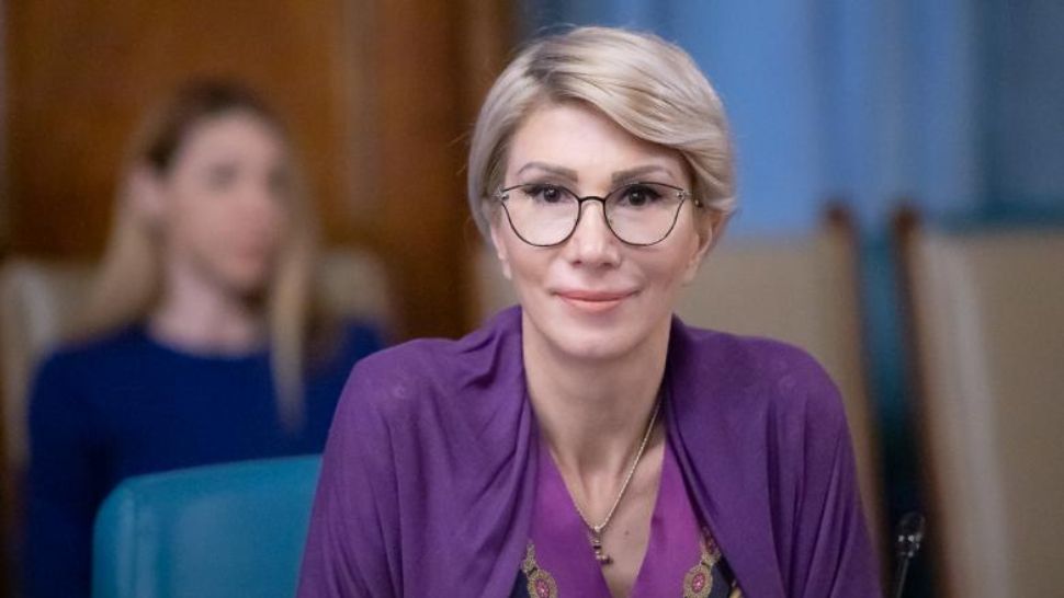 Cum explică Raluca Turcan votul din 2011, prin care primarii au ajuns să fie aleși într-un singur tur