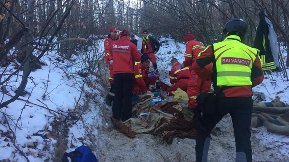 Dramă în Maramureș. Un tânăr de 32 de ani a murit după ce au trecut caii peste el