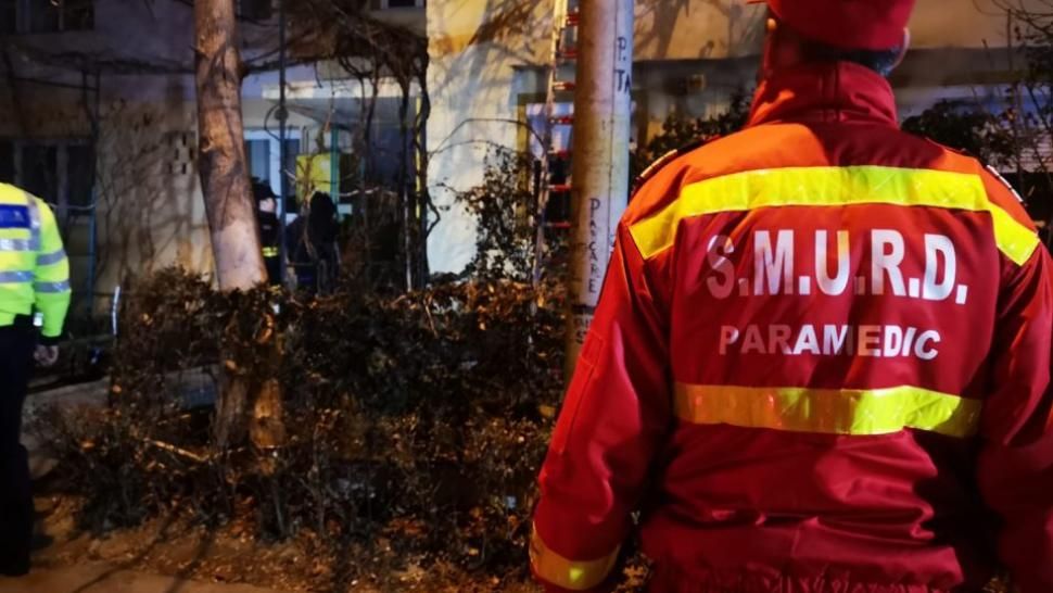 Video // Incendiu puternic la un apartament din Pitești!